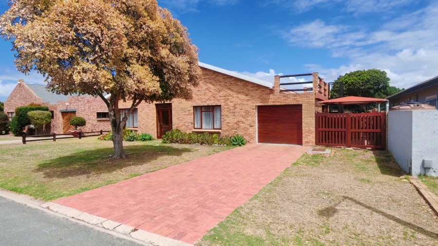 2 Bedroom Property for Sale in Reebok Western Cape